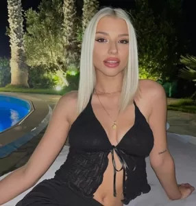 kucukcekmece escort seksi kadın